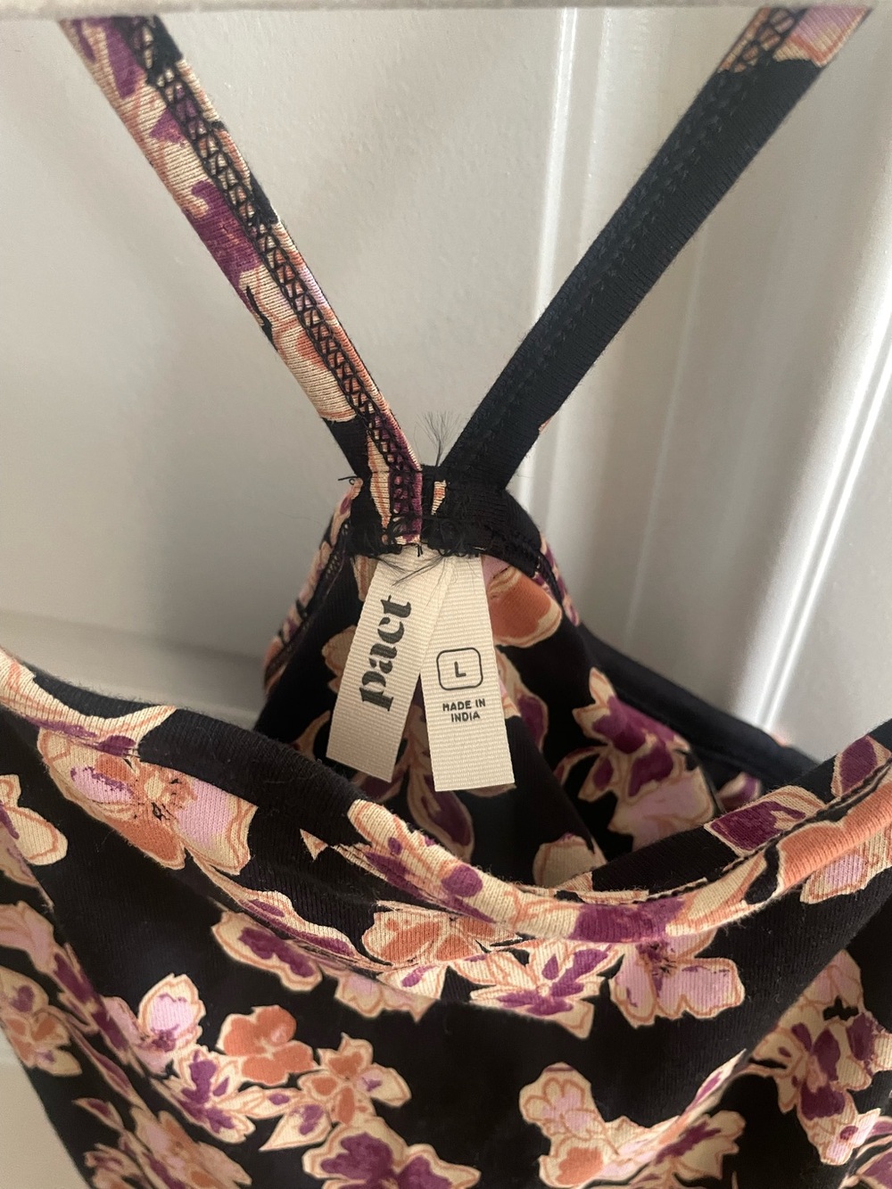 Pact floral
Midi dress - Picture 3 of 5